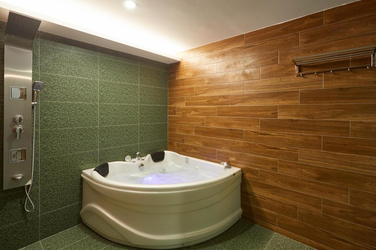 Dream Luxury Hotel Muar Exteriér fotografie