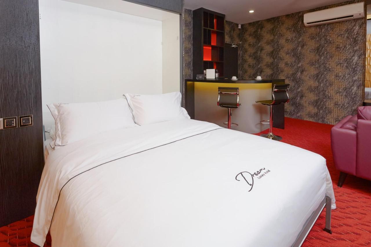 Dream Luxury Hotel Muar Exteriér fotografie